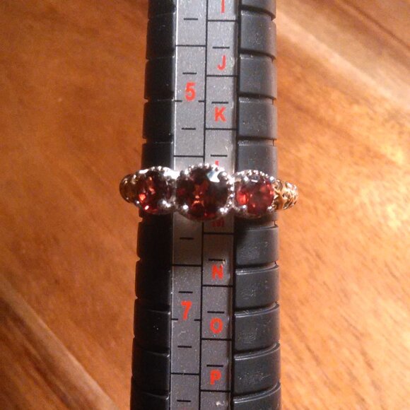 Mozambique Garnet Sterling Silver Trilogy Ring (Size 6) - Picture 5 of 15